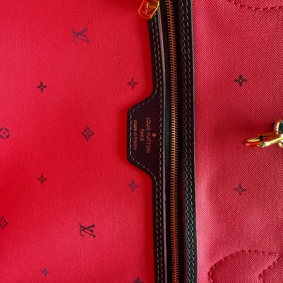 Louis Vuitton Neverfull MM & Pochette Midnight Fuchsia Spring in the City - Picture 4 of 10